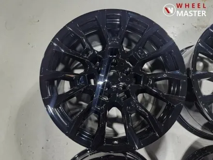 신차휠도색 BMW X5 플러그인 하이브리드 50E 915M 21\