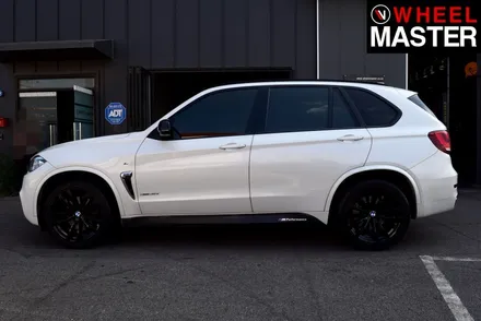 [휠마스터] 상처나고 지저분한 휠을 검정유광 컬러로 휠복원 한 BMW X5 / 파주,일산