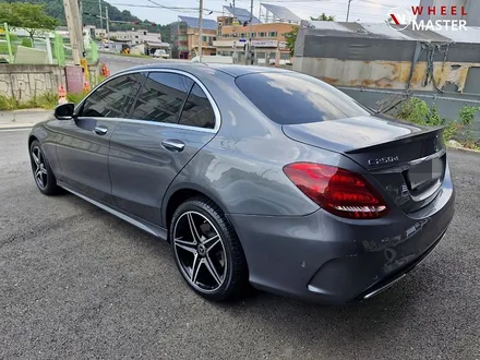 벤츠 C250D 18\