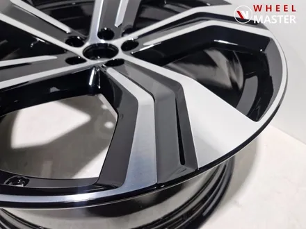 볼보 XC90 하이브리드R디자인 22\