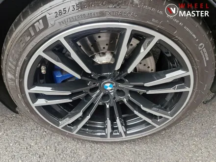 BMW F90 M5 706M 20\