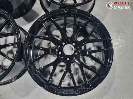 벤츠 휠도색 / 벤츠 C63AMG 잘못된 휠복원 완전박리후 검정유광 휠도색 / 파주,일산
