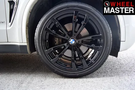 [휠마스터] 상처나고 지저분한 휠을 검정유광 컬러로 휠복원 한 BMW X5 / 파주,일산