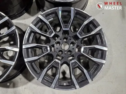 BMW 신차휠도색 X6 40I 915M 21\