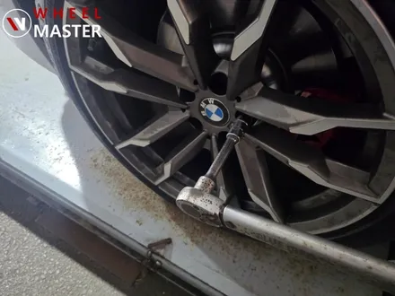 BMW Z4 M40I 800M 19인치 포트홀 사고로 인한 휠굴절수리 / 파주,일산