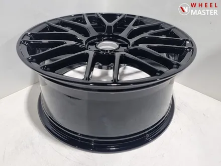 벤츠 휠도색 / 벤츠 C63AMG 잘못된 휠복원 완전박리후 검정유광 휠도색 / 파주,일산