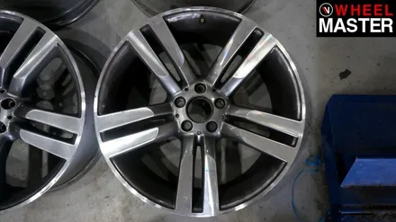 하이퍼실버 컬러로 휠도색을 진행한  벤츠 GLK220 / 일산 휠도색 / 파주,일산
