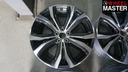 기스가 생긴 다이아몬드컷팅휠을 검정유광 도장휠로 휠복원한 렉서스 RX450h / 일산 휠복원 / 파주,일산