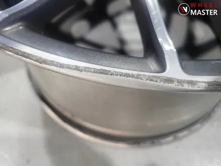 벤츠 휠도색 / 벤츠 C63AMG 잘못된 휠복원 완전박리후 검정유광 휠도색 / 파주,일산