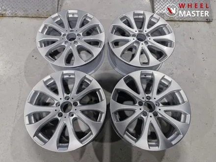 벤츠 W213 E300 익스클루시브 18\