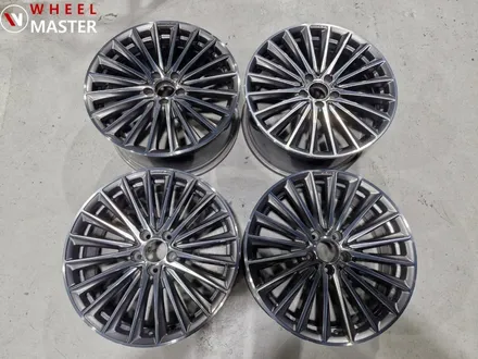 벤츠 W206 C300 19\