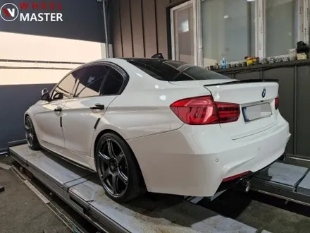 BMW 320I  볼크RAYS TE037 6061 단조휠 열변형없는굴절수리 / 파주,일산