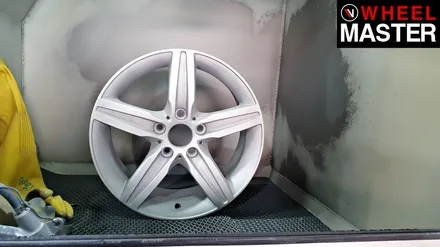 [휠마스터] 다이아몬드컷팅휠을 블랙유광으로 도색한 BMW 118d / 일산 분체도장 / 파주,일산
