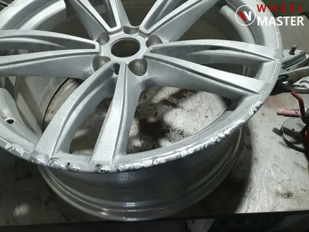 [휠마스터] BMW 740D 19인치 심각한 주차기스 용접성형후 고스트크롬 복원 / BMW 휠복원 / 파주,일산