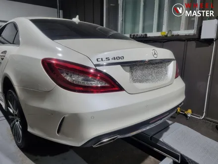 벤츠 굴절수리 / 벤츠 CLS400AMG LINE 19인치 마차휠 굴절수리 / 일산 휠수리 / 파주,일산
