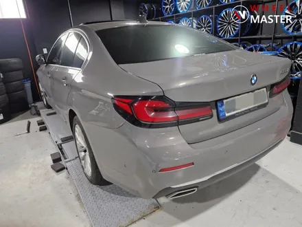 BMW G30 523D 18인치 핸들떨림으로 인한 휠굴절수리 / 파주,일산