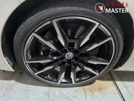 BMW M850I 포트홀 충격으로 심각한 휠굴절 수리 (열변형없는 휠굴절수리) / 파주,일산