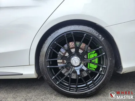 벤츠 휠도색 / 벤츠 C63AMG 잘못된 휠복원 완전박리후 검정유광 휠도색 / 파주,일산