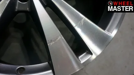 조수석 앞뒤바퀴에 기스가 생긴 벤츠 CLS350 다이아몬드컷팅 휠복원 후기 / 일산 휠복원 / 파주,일산