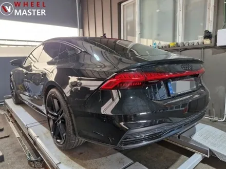 아우디 A7 55TFSI 21\