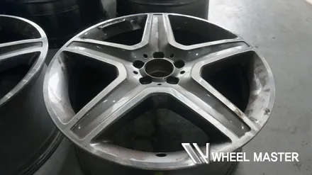 벤츠 gle350d amg 20인치 휠 블랙폴리시 휠복원 / 파주,일산