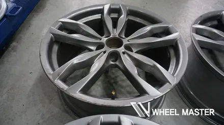 BMW M550D 휠 20인치 휠복원 퓨터그레이 휠도색 / 파주,일산