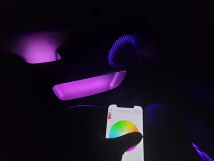 더뉴 k7/부분 시공/RGB/(스피커,풋등)/(팔걸이,도어포켓)엠비언트/충남/대전/출장/전국출장 / 천안 신부동