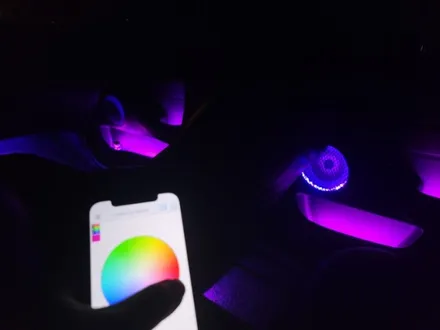 더뉴 k7/부분 시공/RGB/(스피커,풋등)/(팔걸이,도어포켓)엠비언트/충남/대전/출장/전국출장 / 천안 신부동