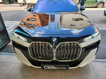 동탄 bmw 740i 랩핑[동탄랩핑,7시리즈듀오톤,7시리즈투톤,블랙랩핑]화성랩핑 동탄랩핑 평택랩핑 / 동탄 장지동