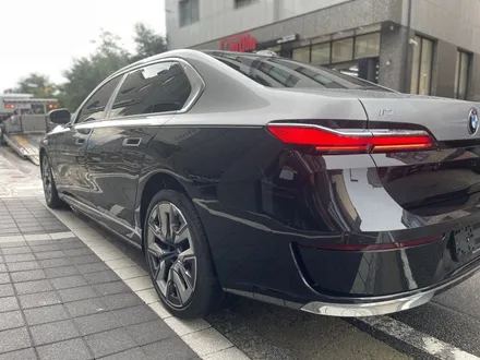 bmw i7 차량 듀오톤(투톤)랩핑 작업후기 / 동탄 장지동