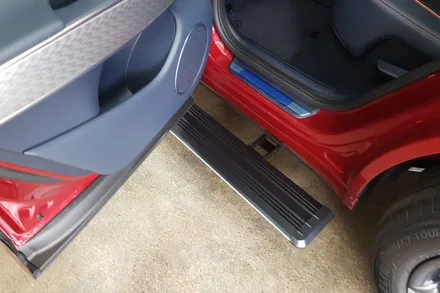 울산 제네시스 GV70 전동사이드스텝 [ 아인스아우토 ]