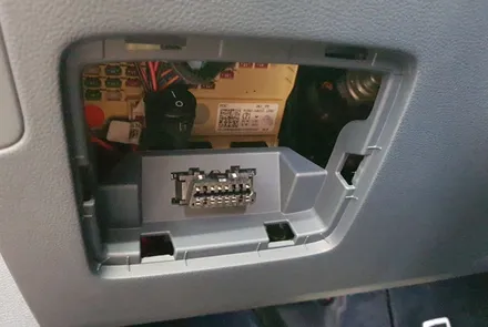 울산 제네시스 GV70 전동사이드스텝 [ 아인스아우토 ]