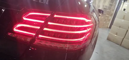 부산 벤츠 E300 E클래스 W212 후기형 후미등 미등 테일램프 점등 불량 고장 수리는 전문점에서 하시면 되요 / 부산,김해