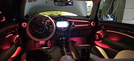 BMW 미니쿠퍼 엠비언트 라이트 시공 인코브 부산 본사에서 세련된 실내와 특별 할인 혜택까지 / 부산,김해