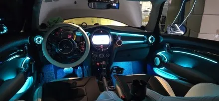 BMW 미니쿠퍼 엠비언트 라이트 시공 인코브 부산 본사에서 세련된 실내와 특별 할인 혜택까지 / 부산,김해