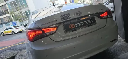 부산 YF 쏘나타 후미등 테일램프 점등 불량 흐림 고장 수리 인코브 차량용 컵홀더 / 부산,김해