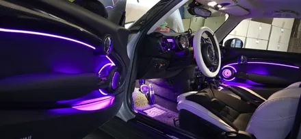 BMW 미니쿠퍼 엠비언트 라이트 시공 인코브 부산 본사에서 세련된 실내와 특별 할인 혜택까지 / 부산,김해