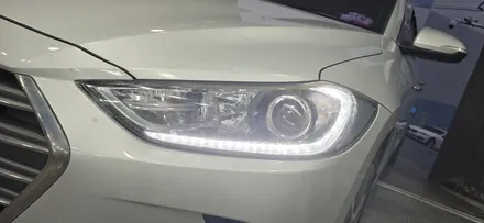 부산 아반떼AD 수리 헤드라이트 DRL 데이라이트 점등 불량 수리 가능합니다 / 부산,김해
