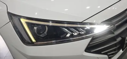 더 뉴 아반떼AD 데이라이트 DRL 주간주행등 황변 불량 수리 인코브 본사 / 부산,김해