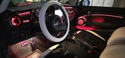 BMW 미니쿠퍼 엠비언트 라이트 시공 인코브 부산 본사에서 세련된 실내와 특별 할인 혜택까지 / 부산,김해