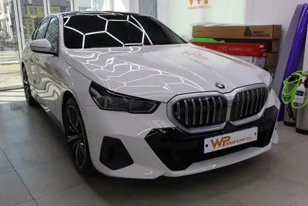 BMW G60 5시리즈 키드니 그릴 랩핑 크롬죽이기 전문 / 광진구 중곡동