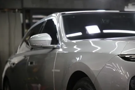 인천 투톤 랩핑으로 해결 BMW I7 듀오톤 순정 판박이 / 광진구, 성수, 송파