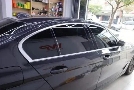 BMW G30 520I 윈도우몰딩 크롬죽이기 부분랩핑 / 광진구 중곡동