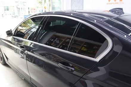 BMW G30 520I 윈도우몰딩 크롬죽이기 부분랩핑 / 광진구 중곡동
