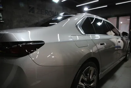 인천 투톤 랩핑으로 해결 BMW I7 듀오톤 순정 판박이 / 광진구, 성수, 송파