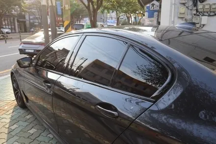 BMW G30 520I 윈도우몰딩 크롬죽이기 부분랩핑 / 광진구 중곡동