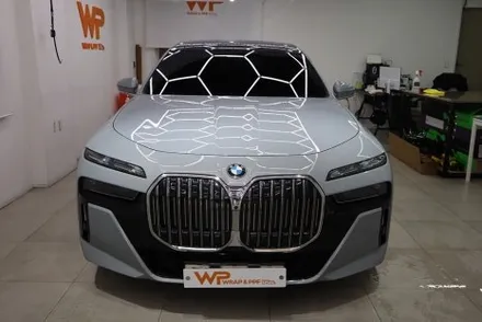 성수동 BMW 7시리즈 투톤랩핑 -고급스러움을 더하다. / 광진구 중곡동