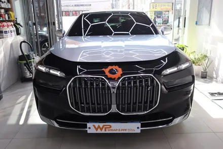 강남 BMW I7 사고수리 후 투톤랩핑 재시공 / 광진구 중곡동