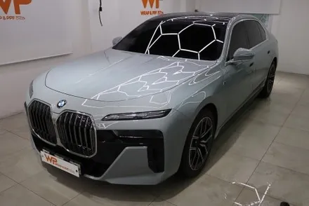 성수동 BMW 7시리즈 투톤랩핑 -고급스러움을 더하다. / 광진구 중곡동