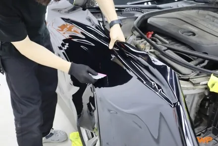 BMW F10 5시리즈 고광택 하이그로시 전체랩핑 크롬죽이기 서울경기 / 광진구, 성수, 송파
